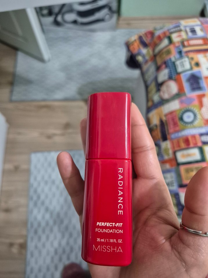 Missha Radiance Koyu Kırmızı BB Krem 35ml - Görsel 5