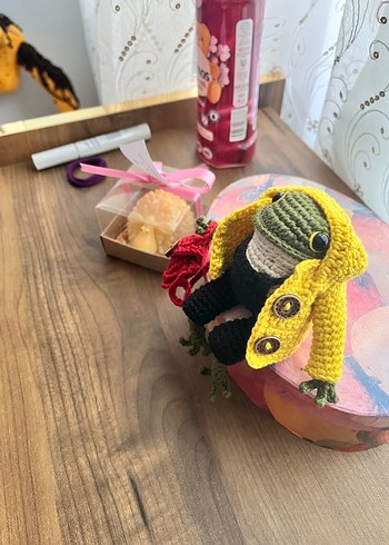 Rengarenk Örgü Kurbağa Bebek - Görsel 8