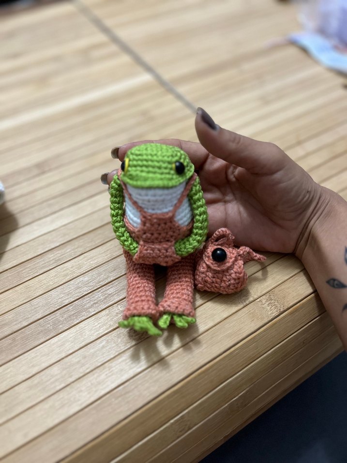 Renkli Örgü Kurbağa Peluş Oyuncak - Görsel 2