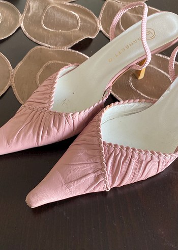 38 Beden Pembe Süet Stiletto Pliseli Kadın Ayakkabı