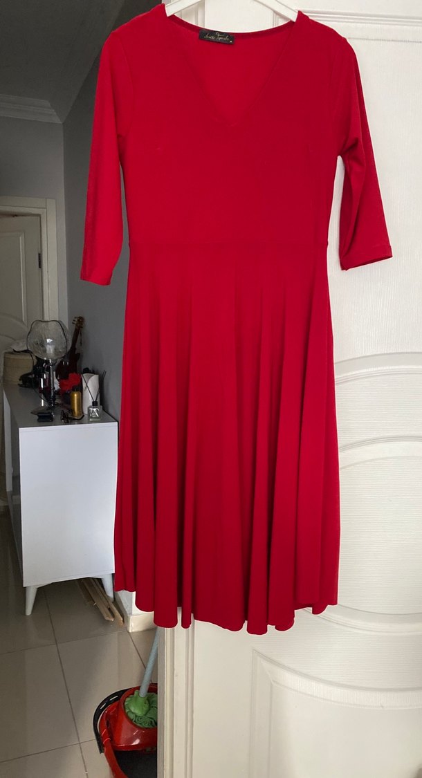 Kırmızı V Yaka Midi Elbise - Görsel 4