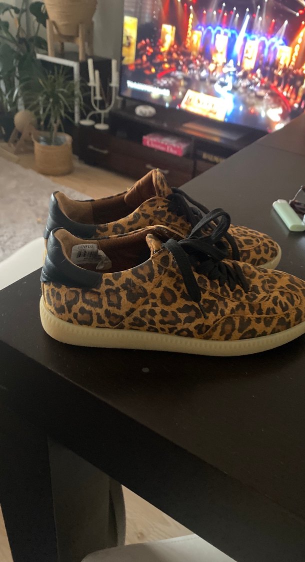 Kahverengi Leopar Desenli Süet Platform Spor Ayakkabı - Görsel 2