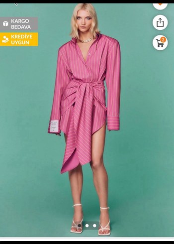 Pembe Çizgili Mini V Yaka Kadın Takım - Görsel 2