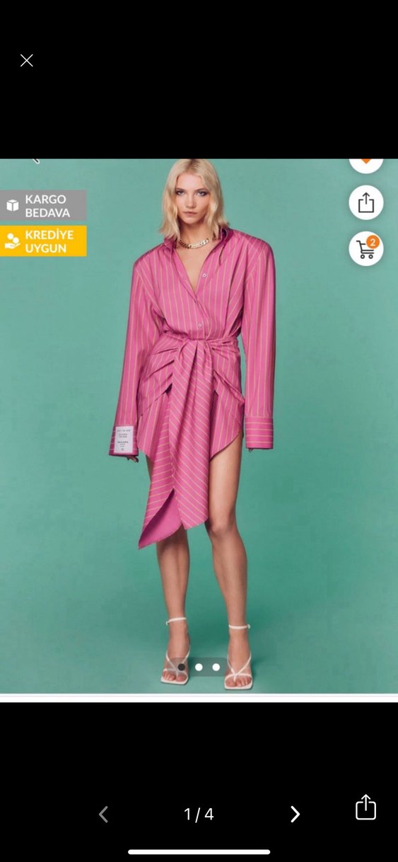 Pembe Çizgili Mini V Yaka Kadın Takım - Görsel 2