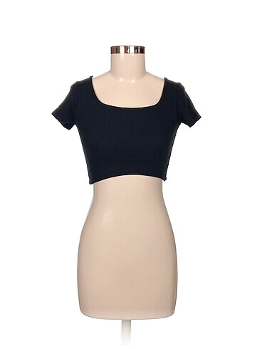 Diğer T-shirt %70 İndirimli.