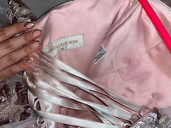 Tangül&Aliş straplez pembe mini elbise - Görsel 6