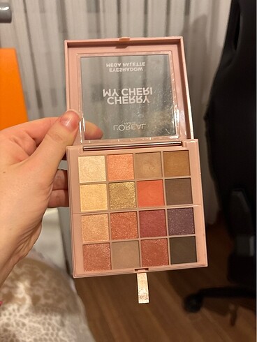 Loreal Paris Loreal Cherry My Cheri Far Paleti