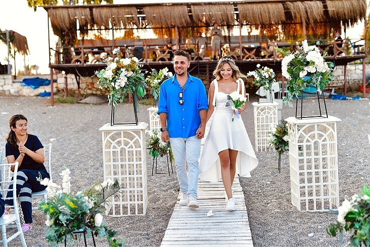 Diğer Beyaz elbise nikah elbisesi
