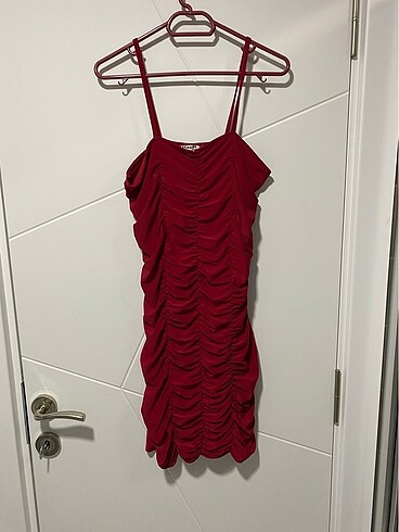 Drapeli mini elbise - Görsel 2