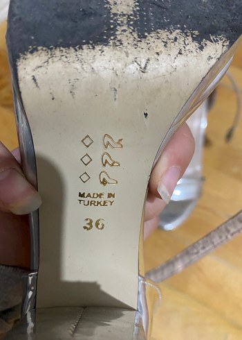 Gri Metal Tokalı İnce Topuklu Kadın Ayakkabı - Görsel 2