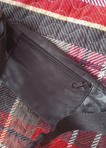  Beden siyah Renk vintage bel çantası en az 20 yillik