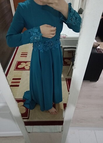 TESETTÜR ELBİSE 