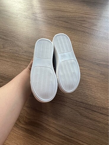 27 Beden gri Renk LCWaikiki Erkek Çocuk Spor Ayakkabı