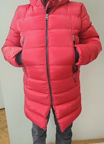 Moncler kırmızı mont - Görsel 5