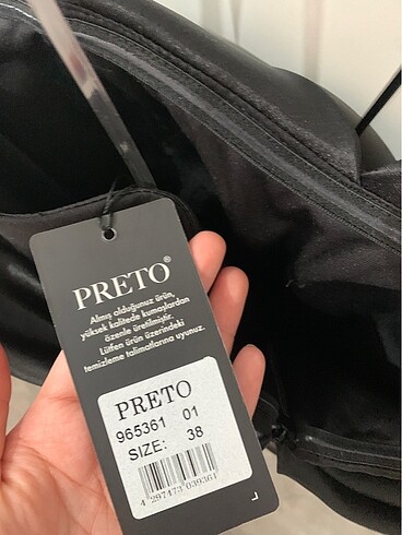 Siyah incili elbise - Görsel 6