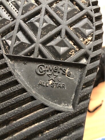 27 Beden siyah Renk Converse ayakkabı