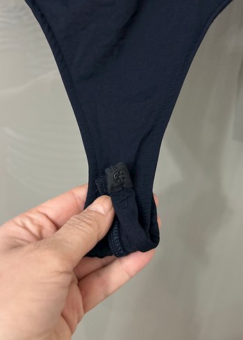 Siyah Uzun Kollu Minimalist Bluz - Görsel 8