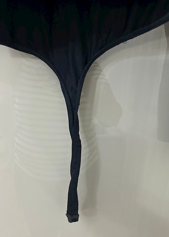 Siyah Uzun Kollu Minimalist Bluz - Görsel 7