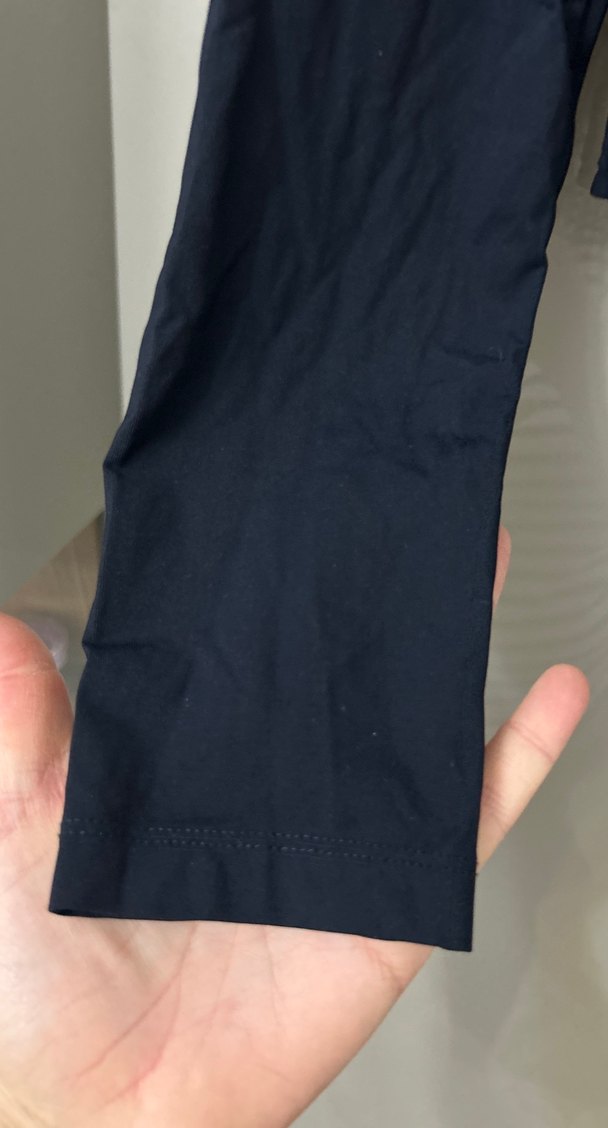 Siyah Uzun Kollu Minimalist Bluz - Görsel 4