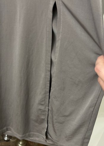 V Yaka Gri Uzun Drapeli Elbise - Görsel 5