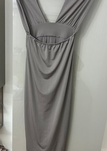V Yaka Gri Uzun Drapeli Elbise - Görsel 9