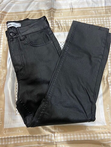 Zara siyah mumlu pantolon