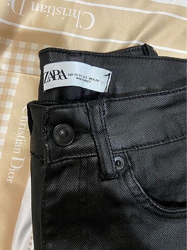 xs Beden Zara siyah mumlu pantolon