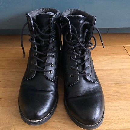 Deichmann Siyah Bot