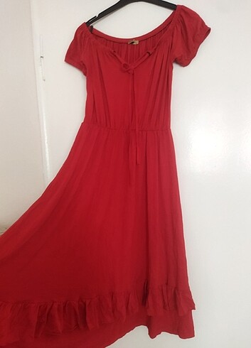 Kırmızı yazlık elbise 