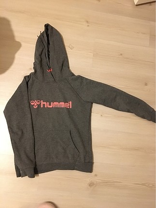 Hummel sweatshirt