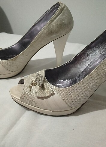 Bayan topuklu ayakkabı - Görsel 2