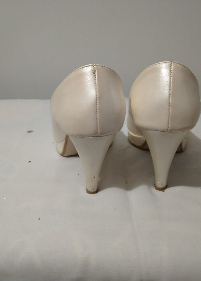 Krem yüksek topuklu abiye ayakkabısı - Görsel 3