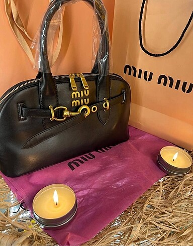 Diğer MıuMıu el ve omuz çantası