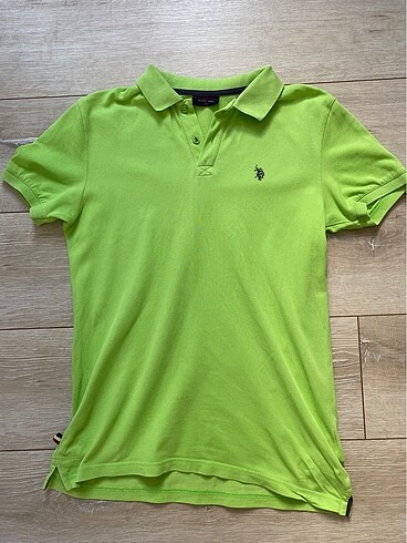 Polo yaka tişört