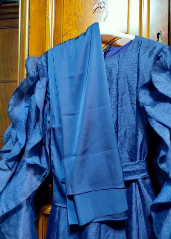 Uzun Kol Detaylı Mavi abiye - Görsel 3