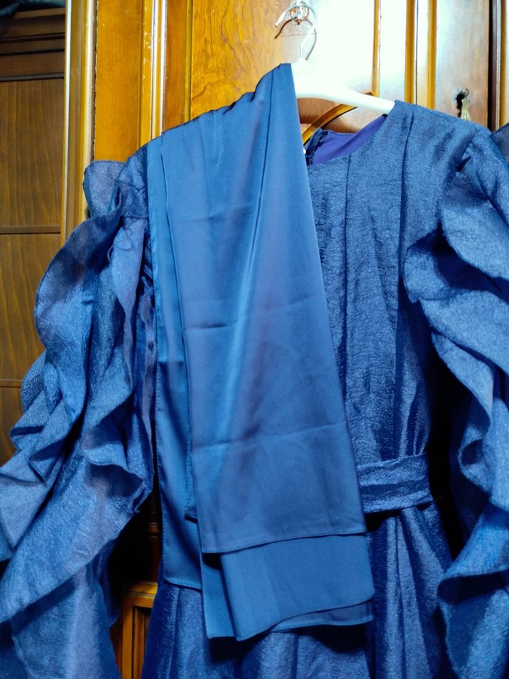 Uzun Kol Detaylı Mavi abiye - Görsel 3