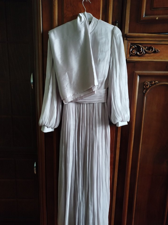 Uzun Pilili Abiye - Görsel 2