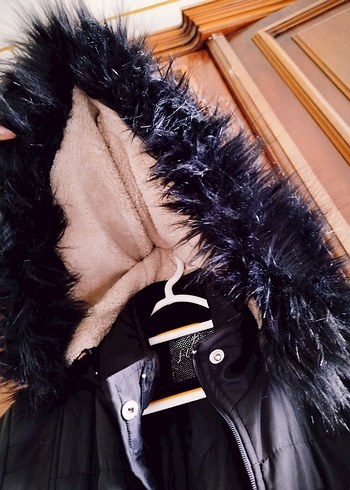 Kadın Siyah Midi Kaban, Fermuarlı ve Cepli - Görsel 2