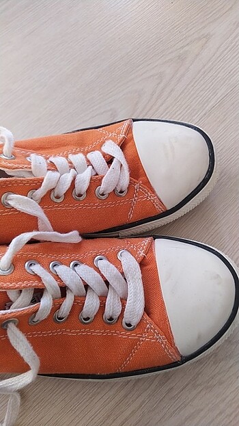 37 Beden turuncu Renk Ayakkabı 