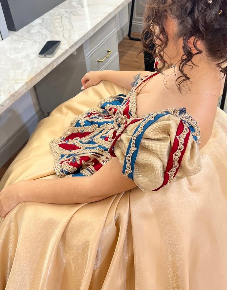 Pamuk prenses nişan elbisesi - Görsel 2