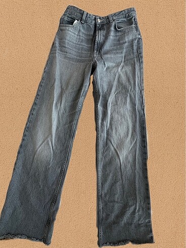 40 Beden gri Renk ZARA WİDE LEG GRİ JEAN