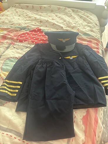 Diğer Pilot kostümü
