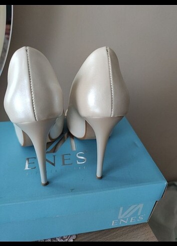 35 Beden Stiletto
