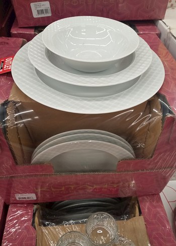 Beyaz Yuvarlak Yemek Tabakları Seti - Görsel 2