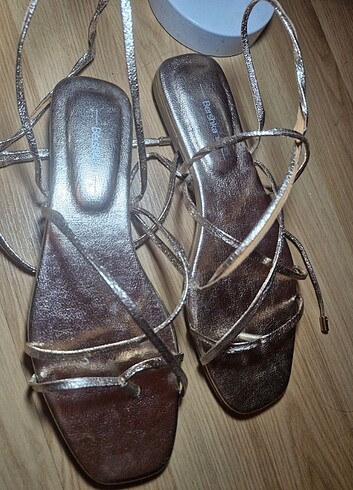 Bershka sandalet ipli
