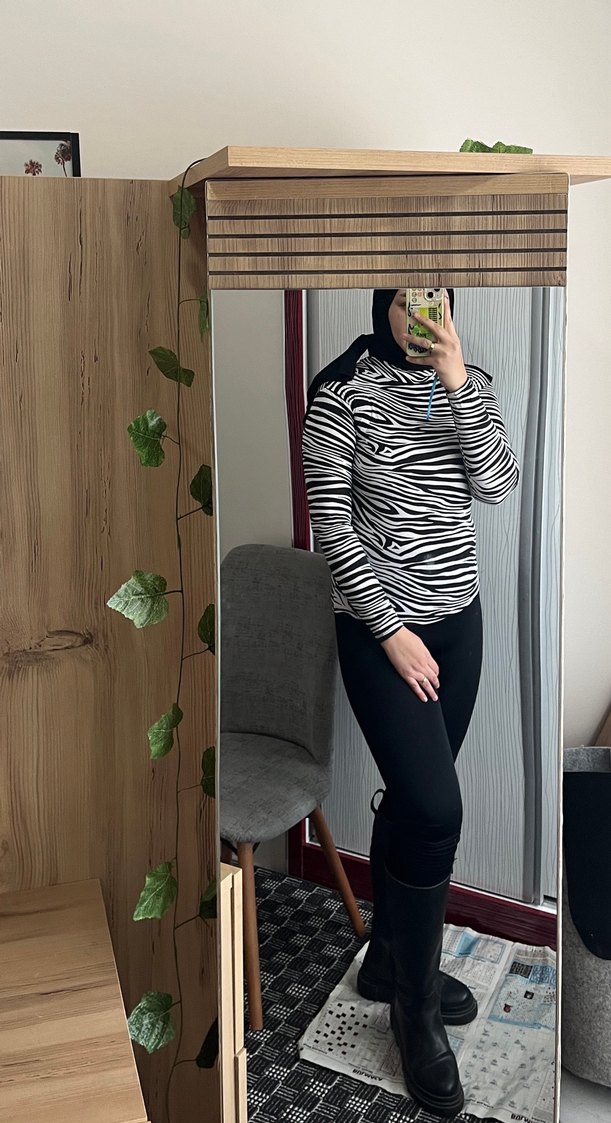 Zebra Desenli bluz - Görsel 2