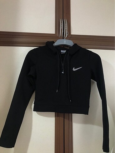 Nike Crop