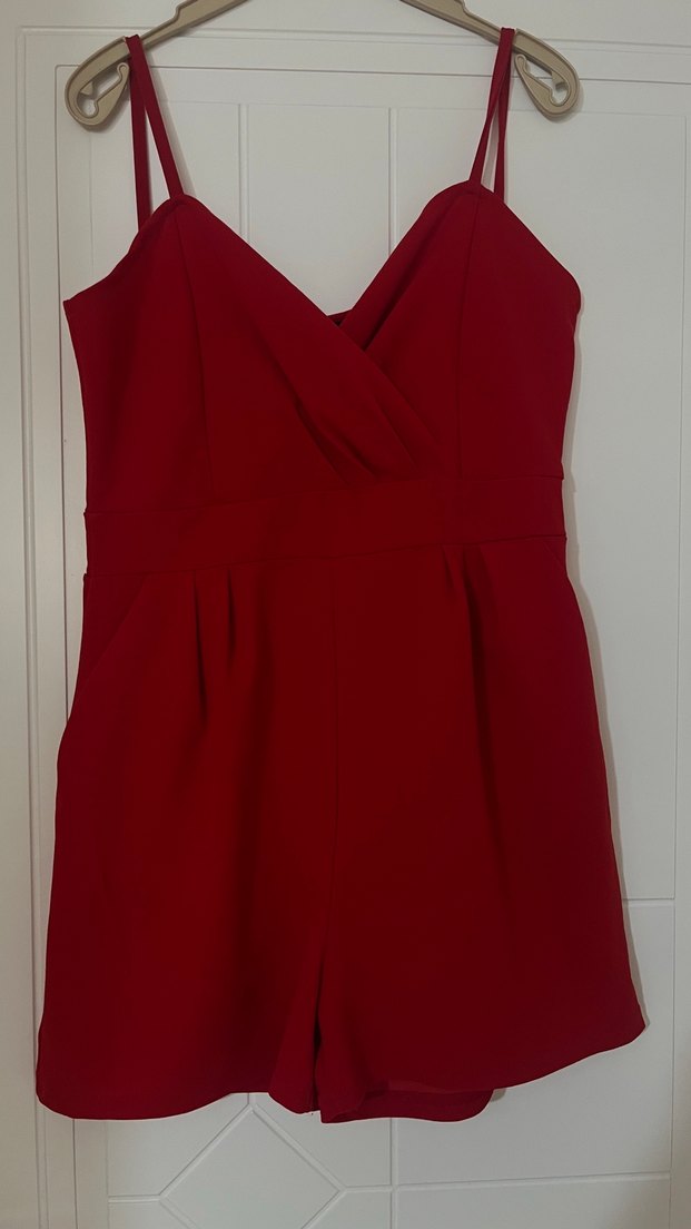 Kırmızı Şort Tulum - Görsel 4