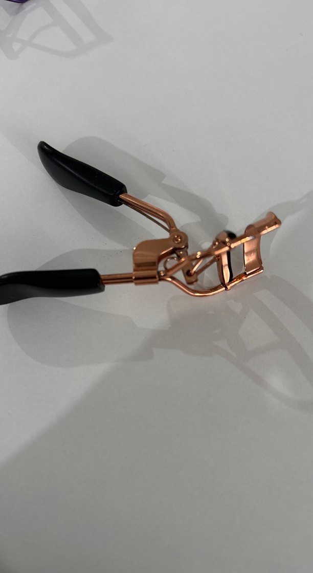 Koyu Bej Kirpik Kıvırıcı - Görsel 3