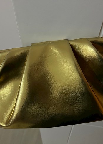 Altın Renkli Pilili Deri Kadın abiye Çanta - Görsel 3